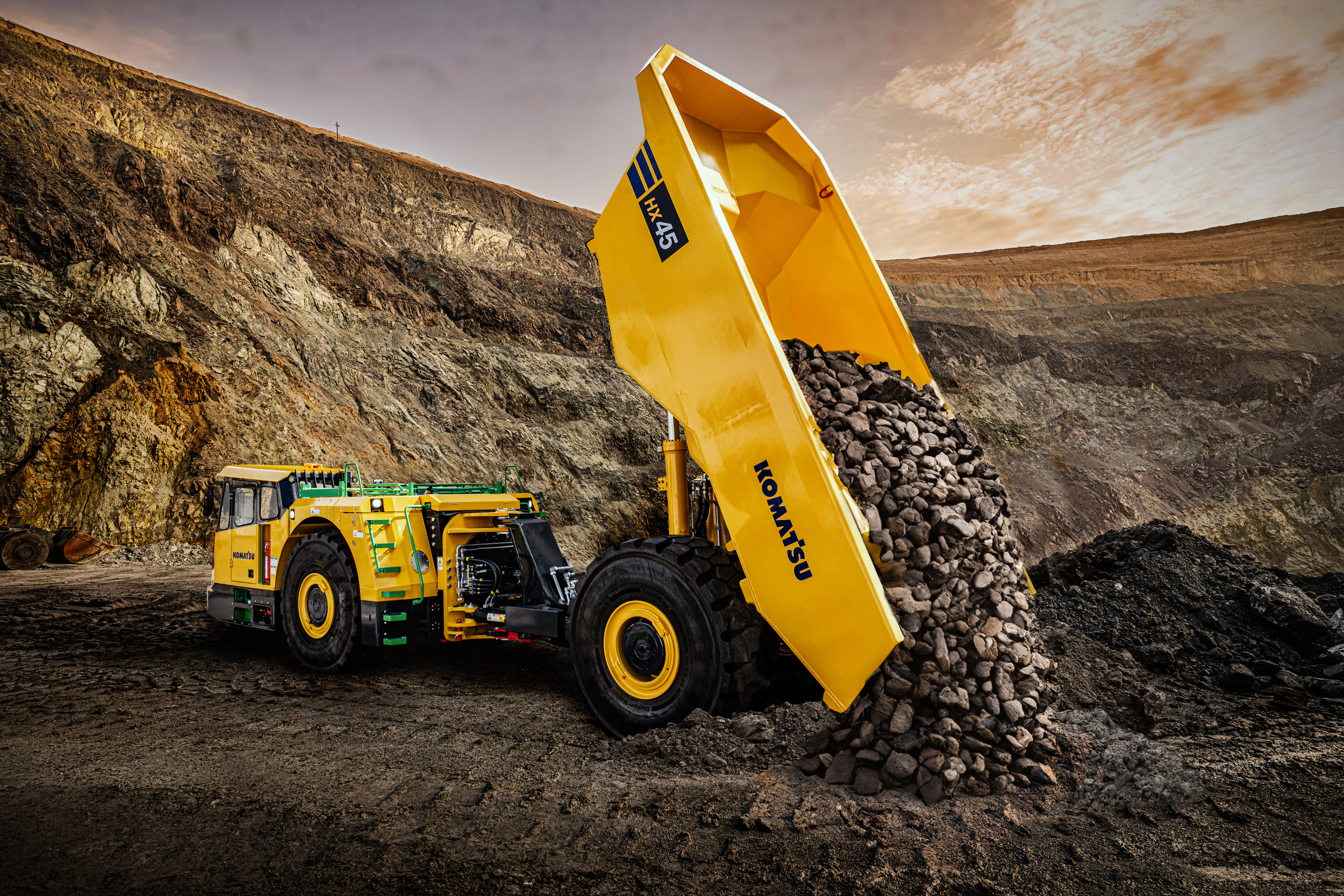 HX45 articulated mining truck