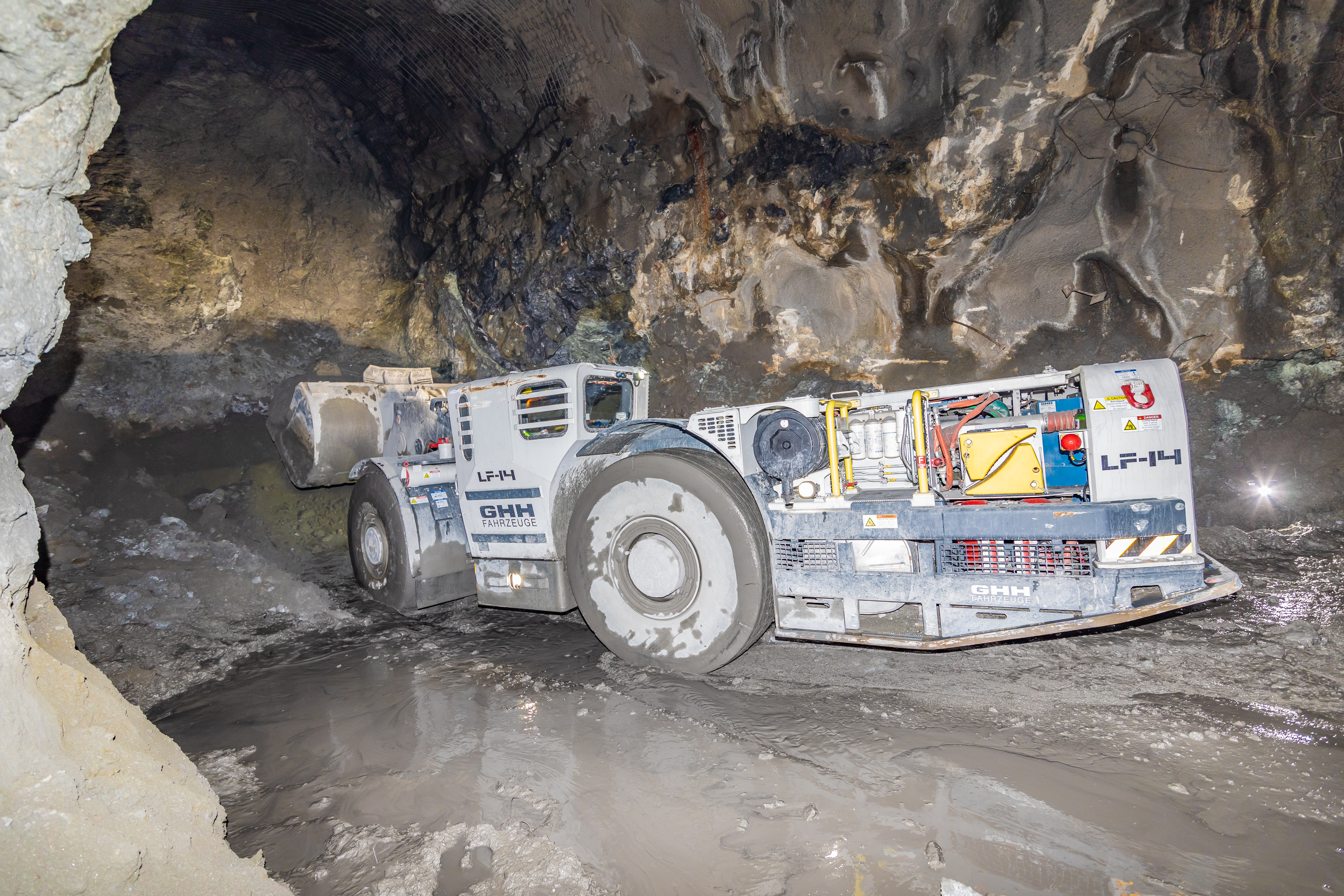 LHD_WX07_Norcat Sudbury Ontario_JH_210106_66.jpg