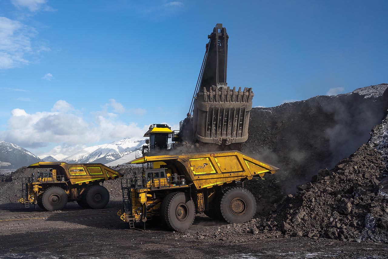 Excavator_SLF_PC290LC