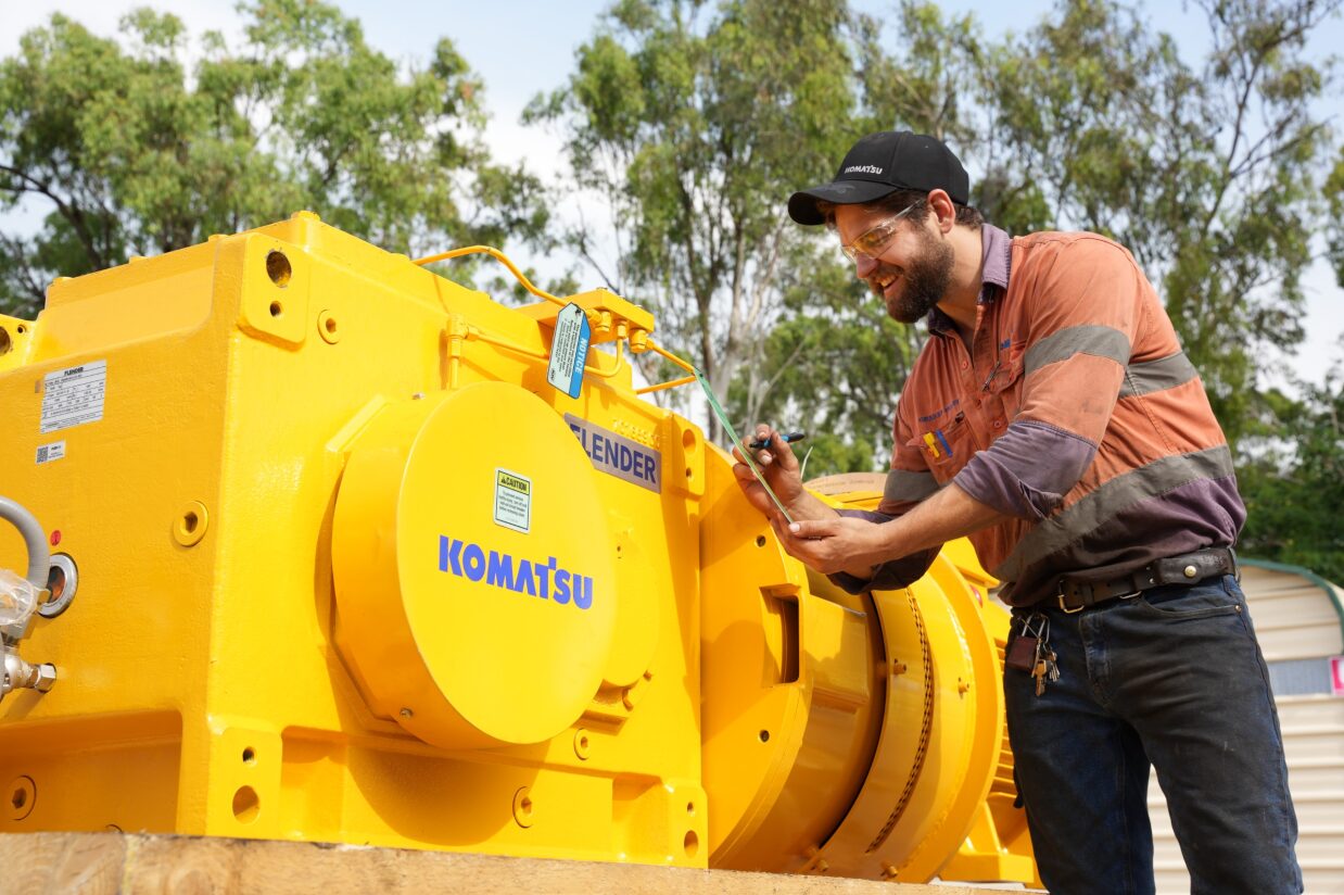 Komatsu service technician